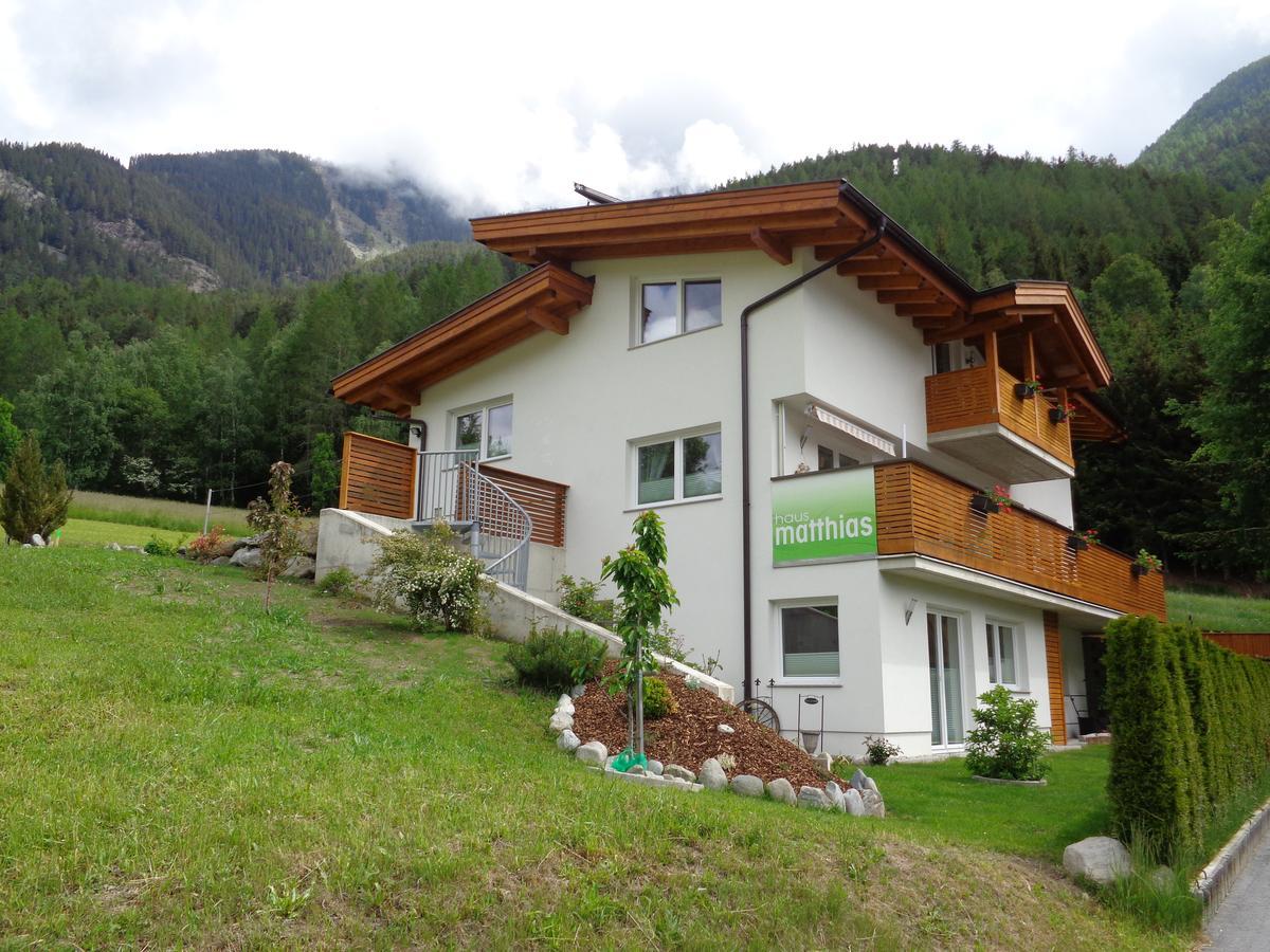 Haus Matthias Appartement Umhausen Buitenkant foto